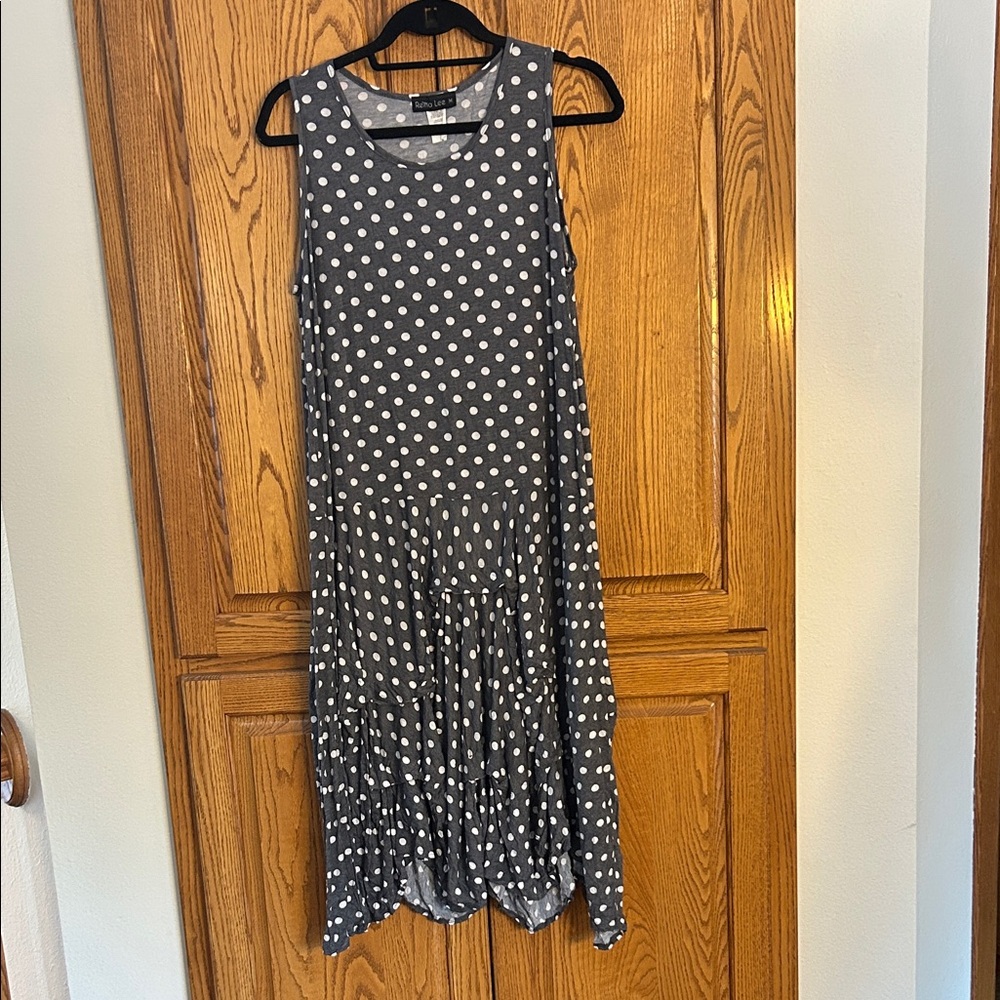 Polka Dot Sleeveless Dress - Gray